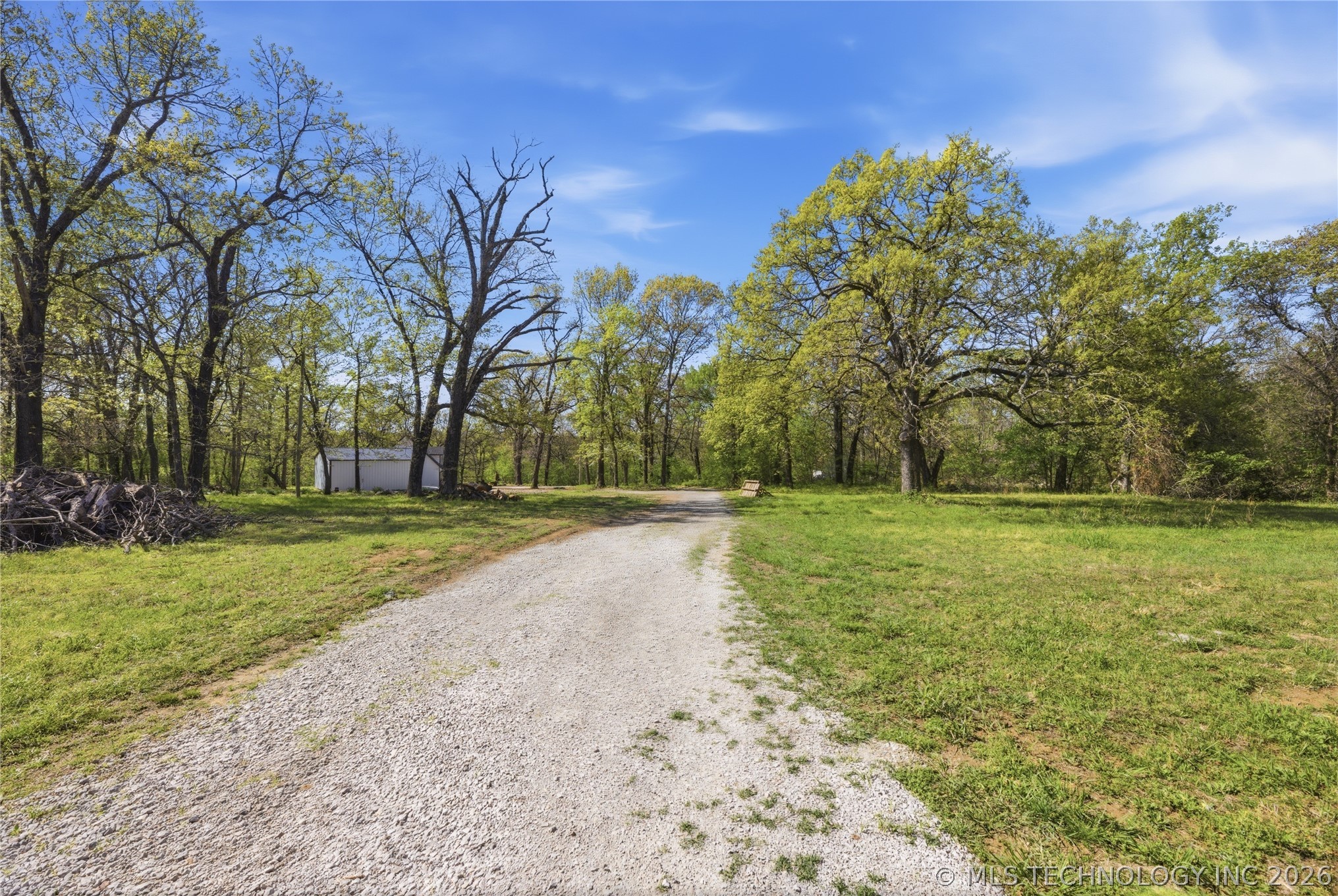 17752 E 450 Road