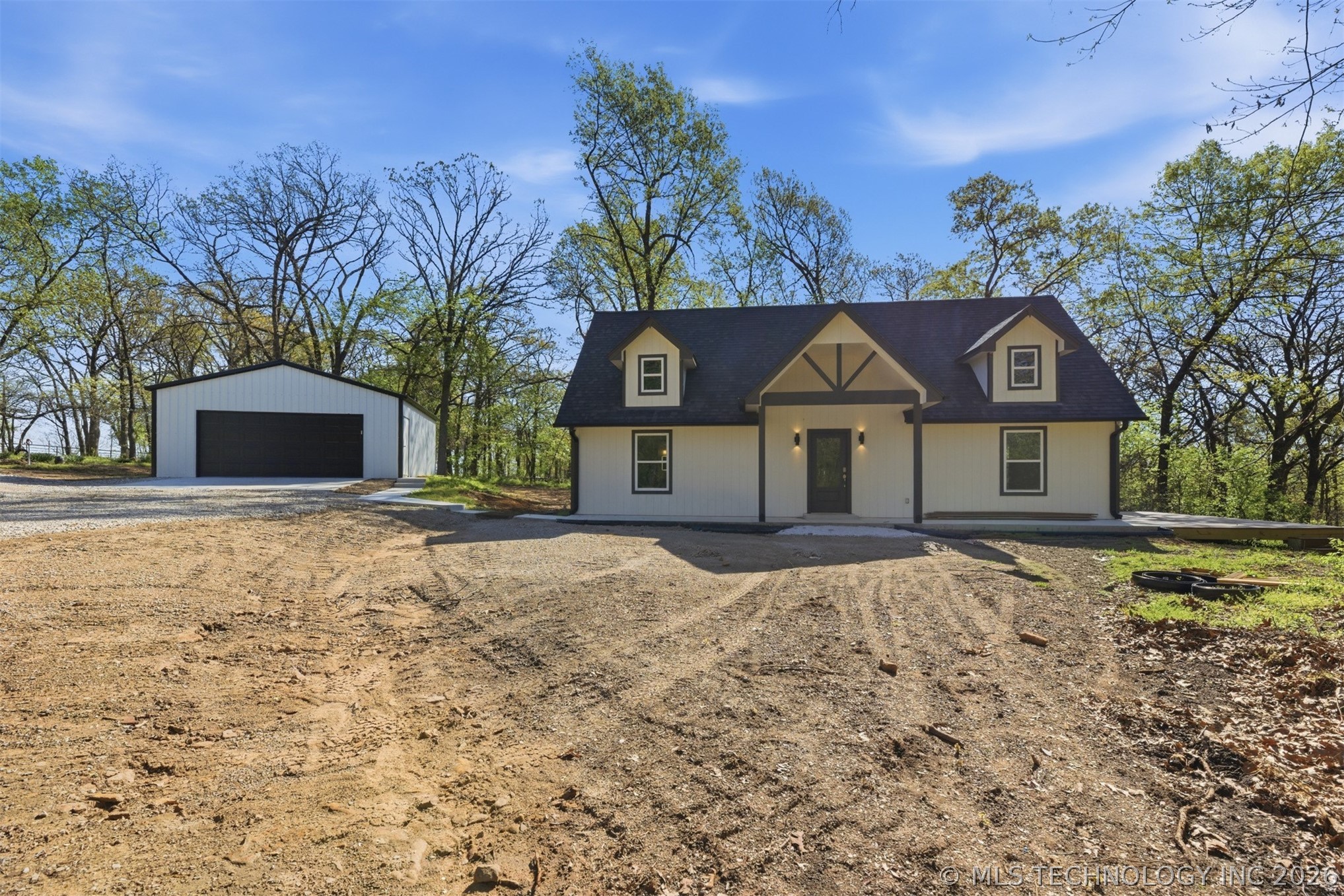 17752 E 450 Road