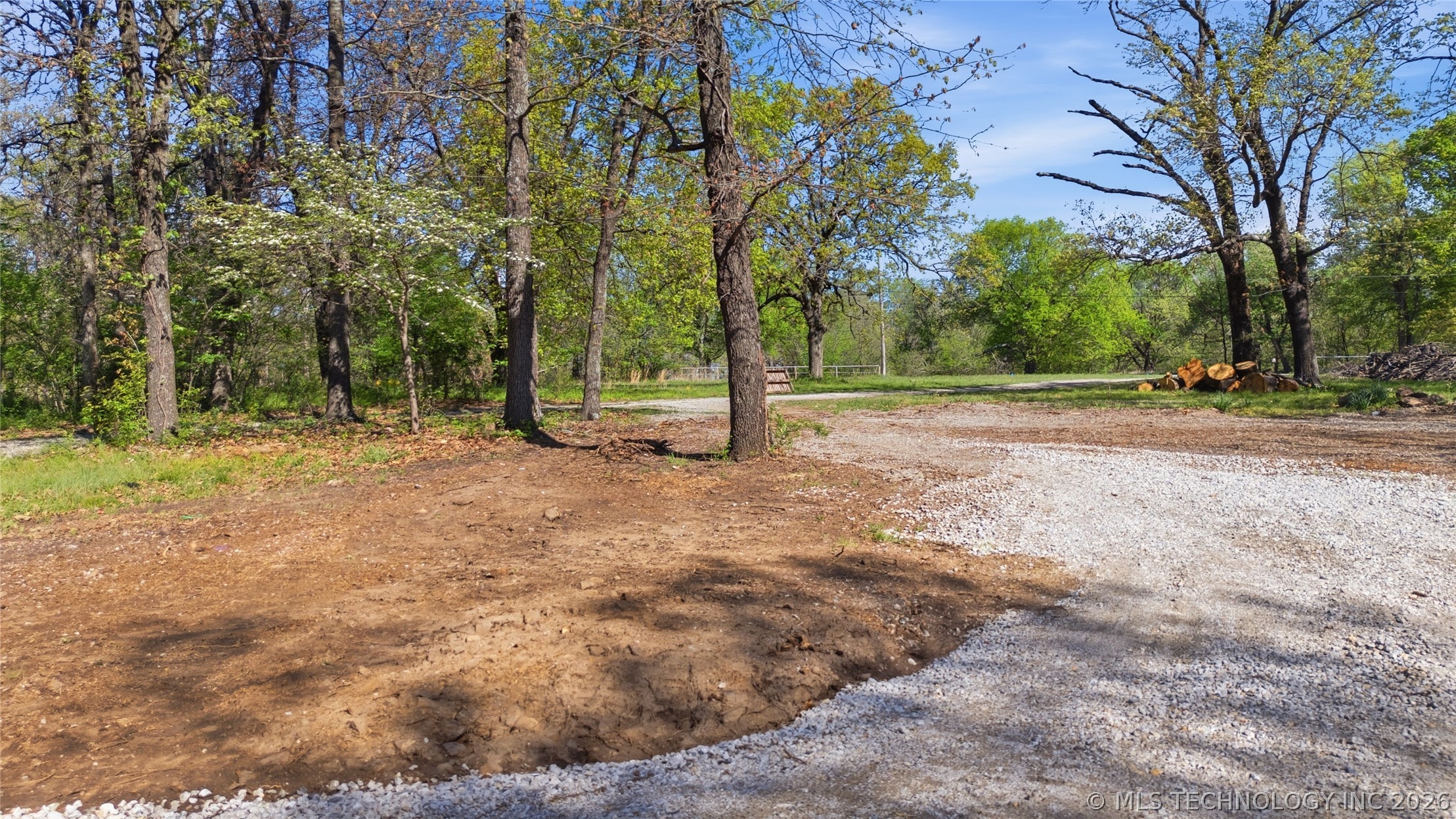 17752 E 450 Road