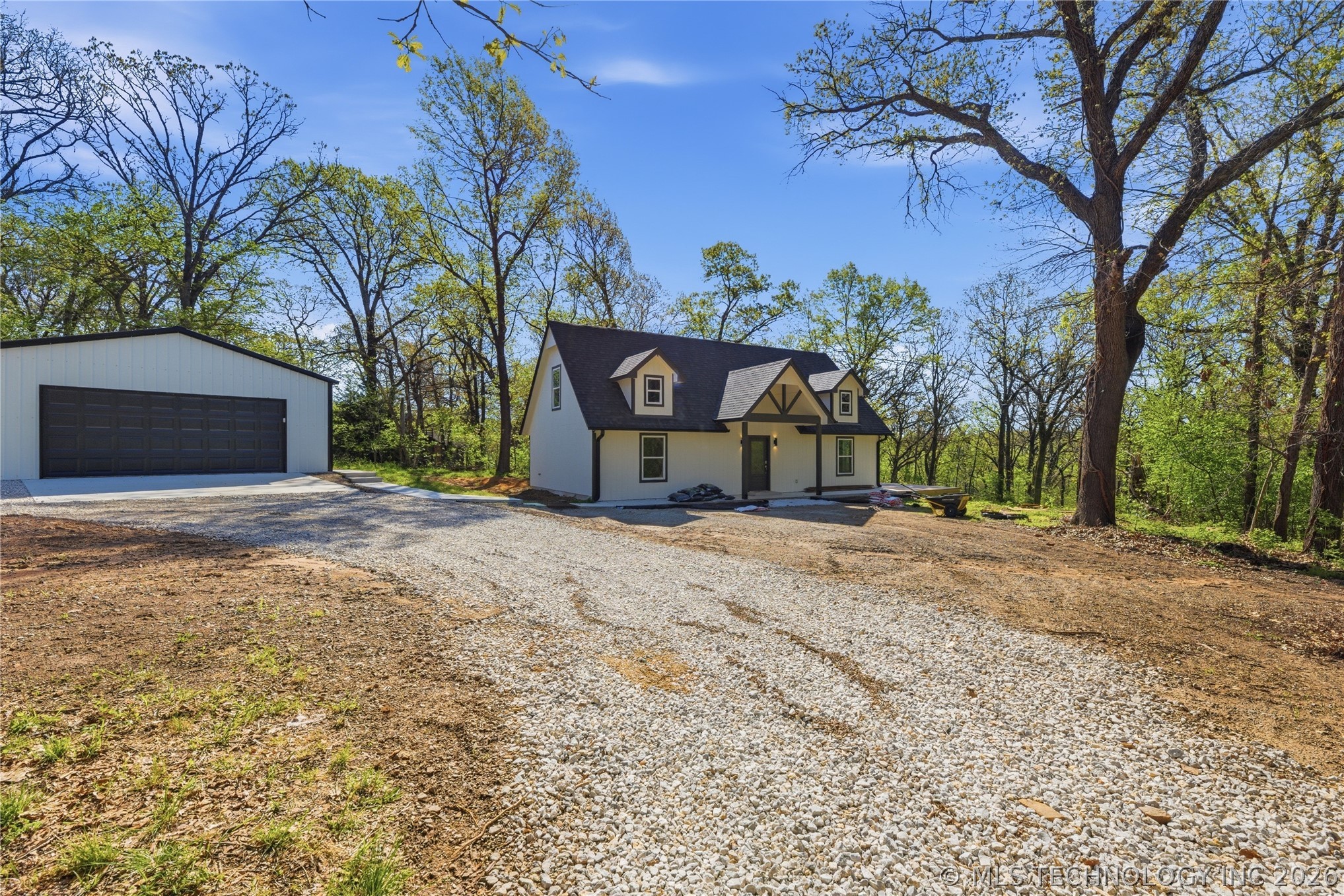 17752 E 450 Road