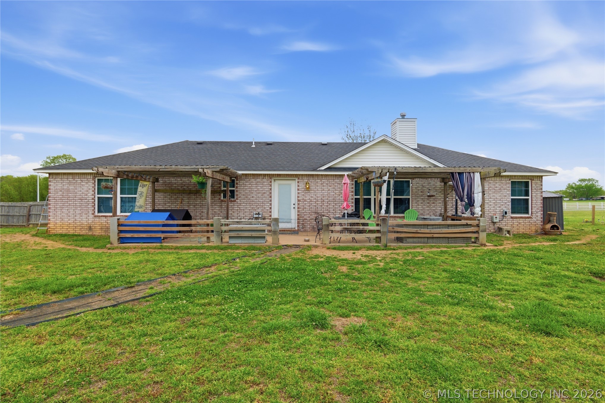 1209 N 4266 Road