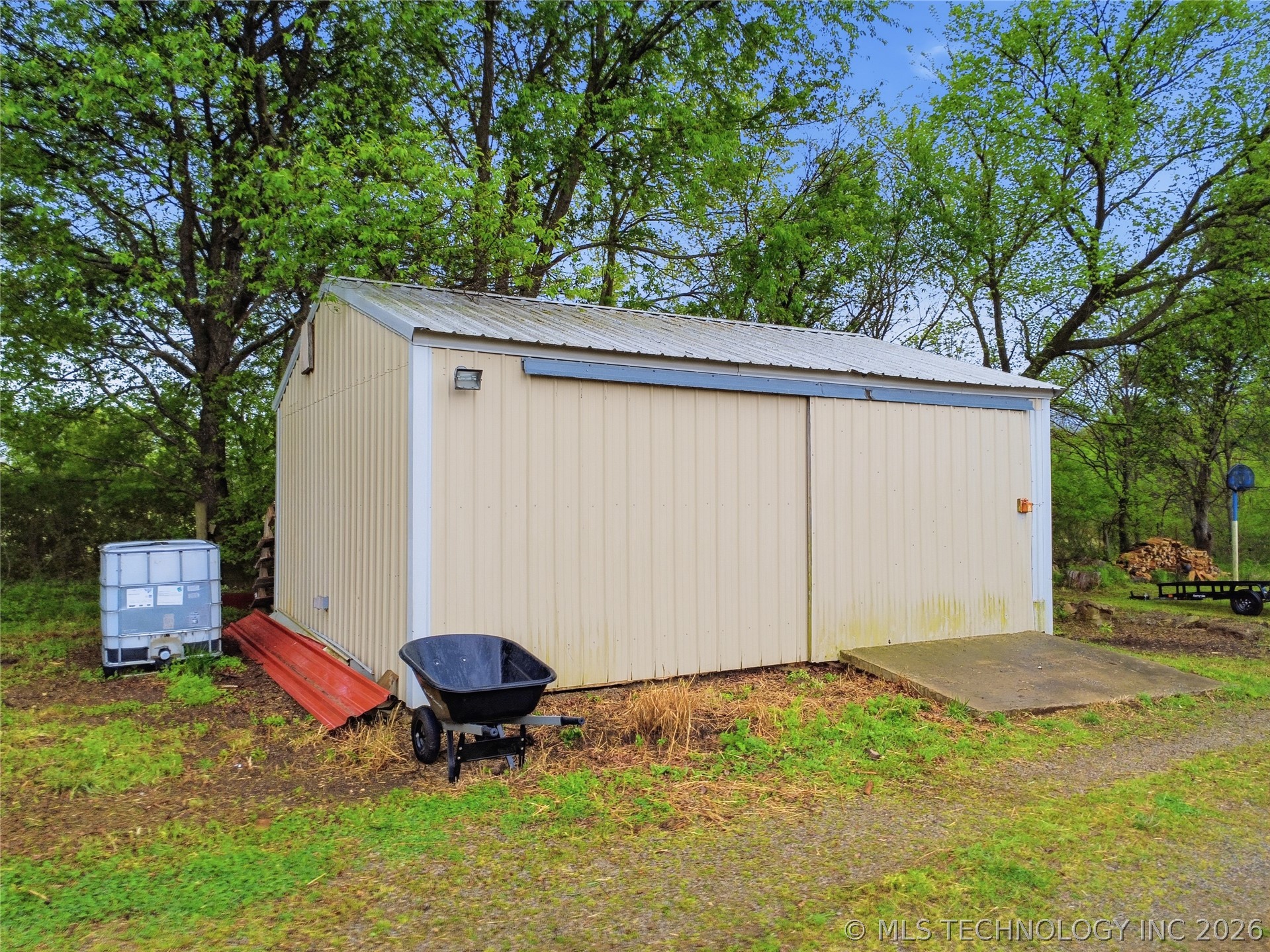 9101 S 4180 Road