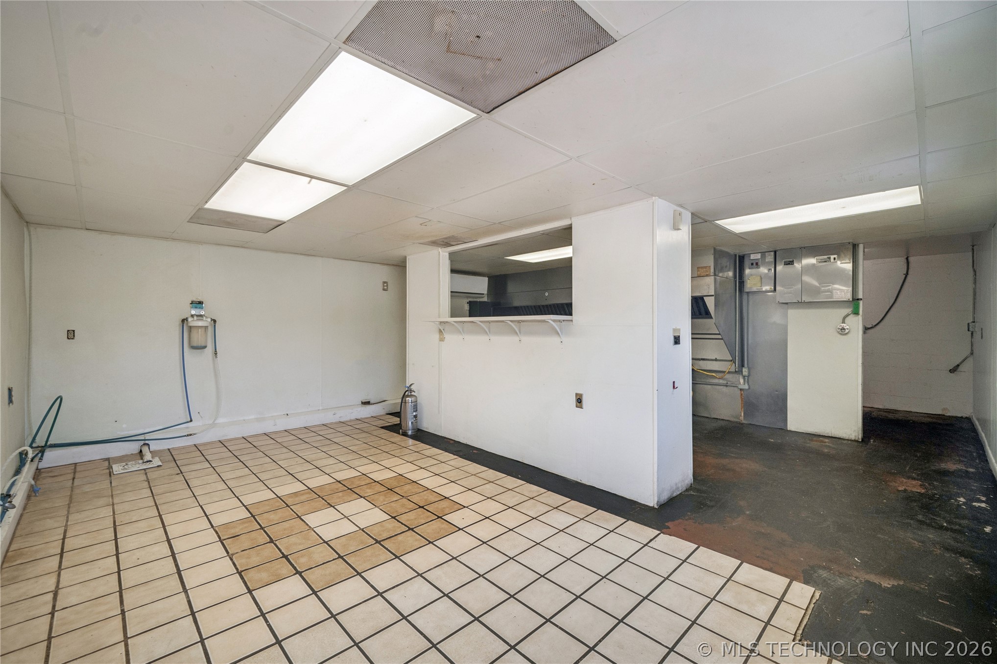 12015 S Poplar Street