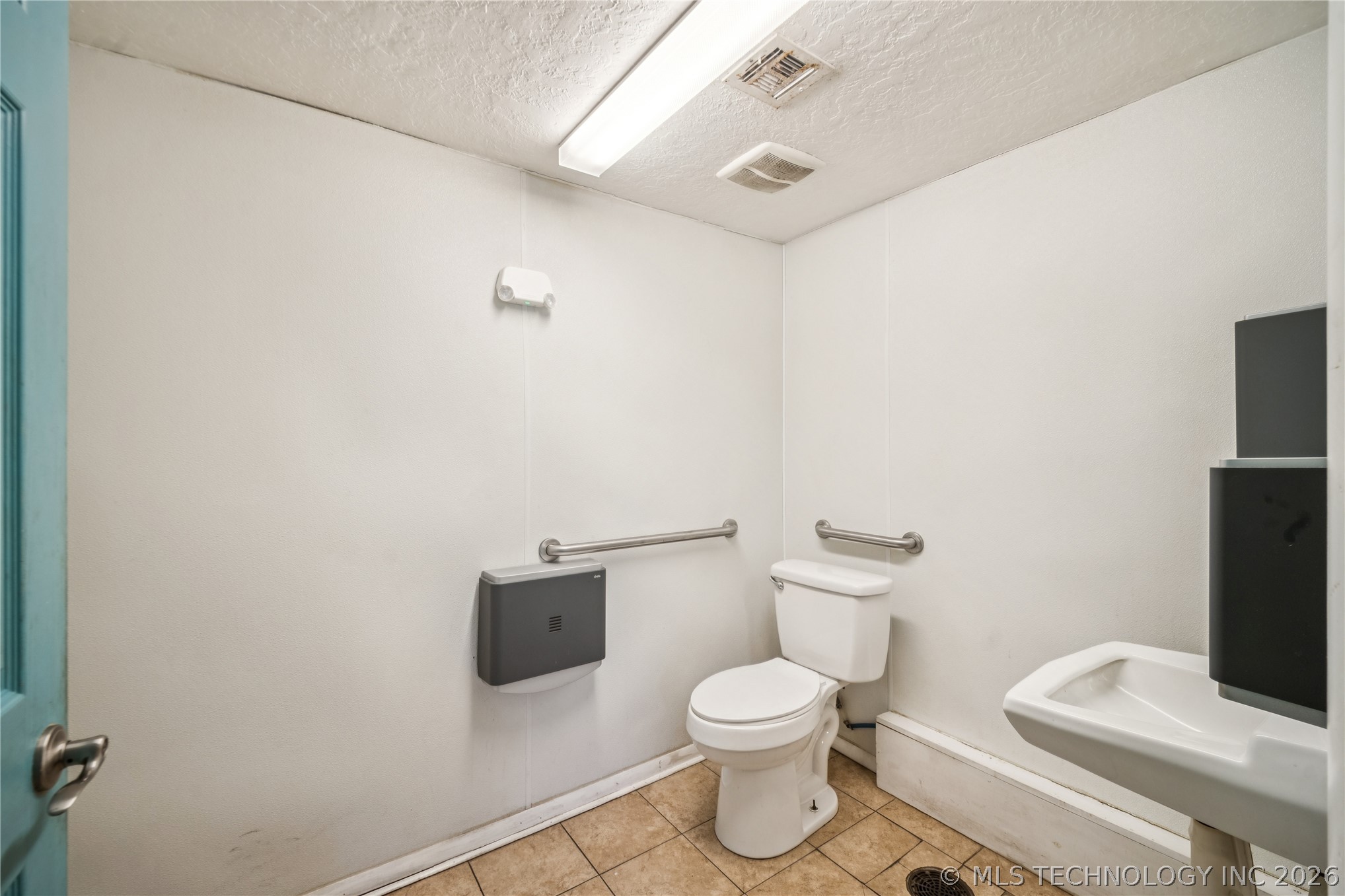 12015 S Poplar Street