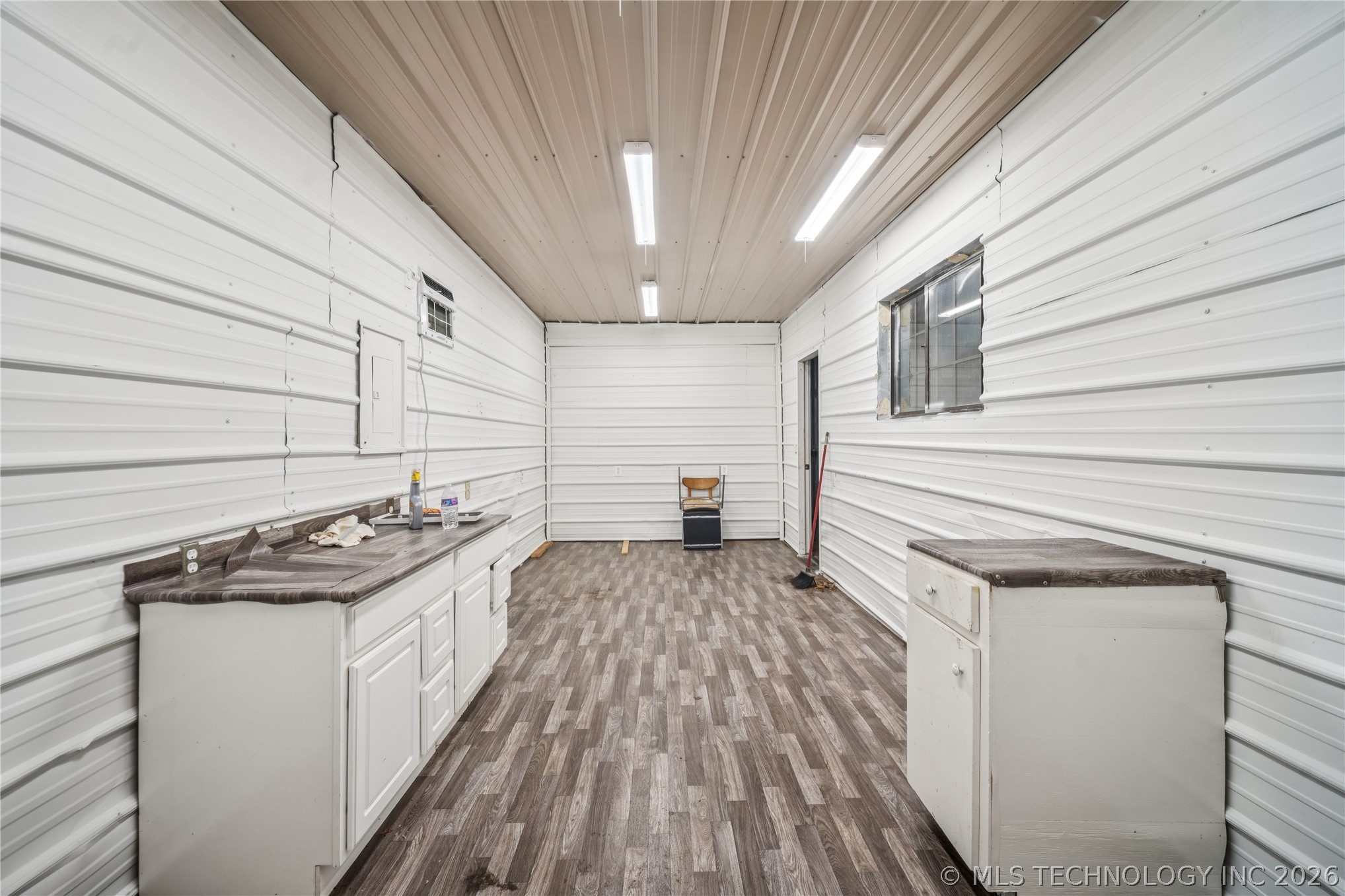 12015 S Poplar Street