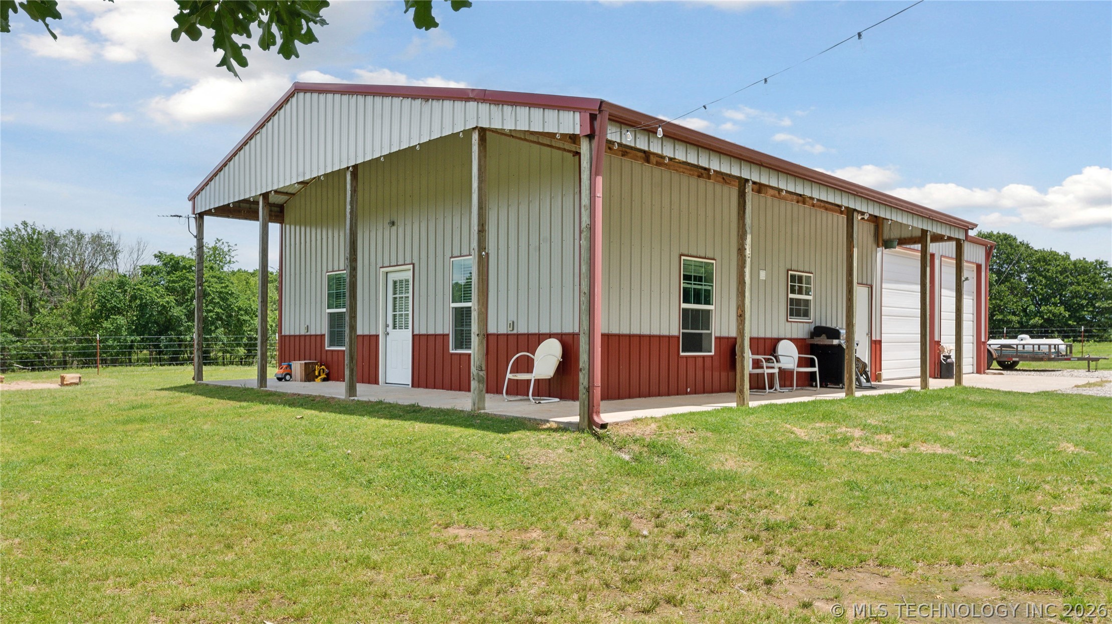 25301 E 330 Road