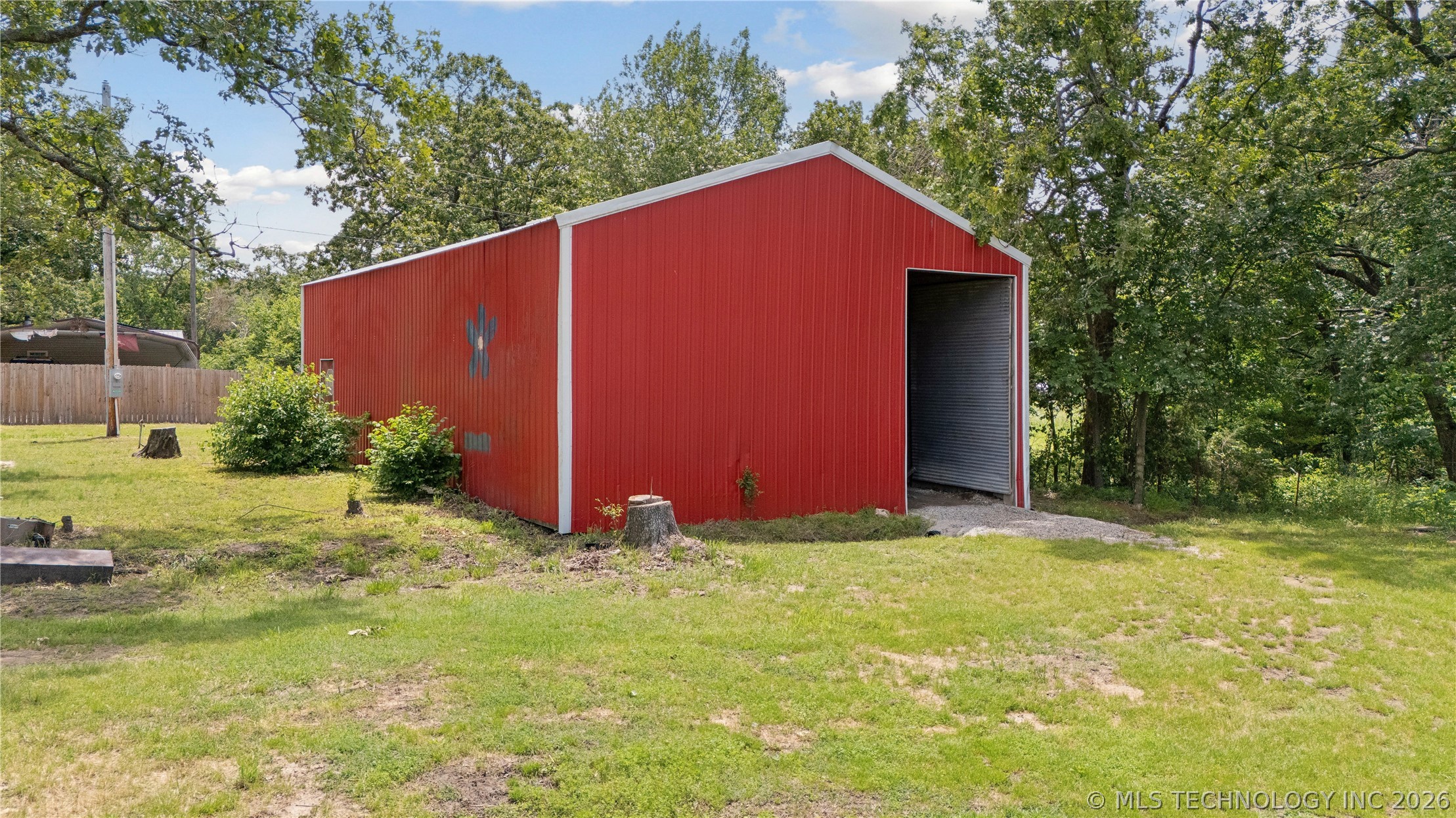 25301 E 330 Road