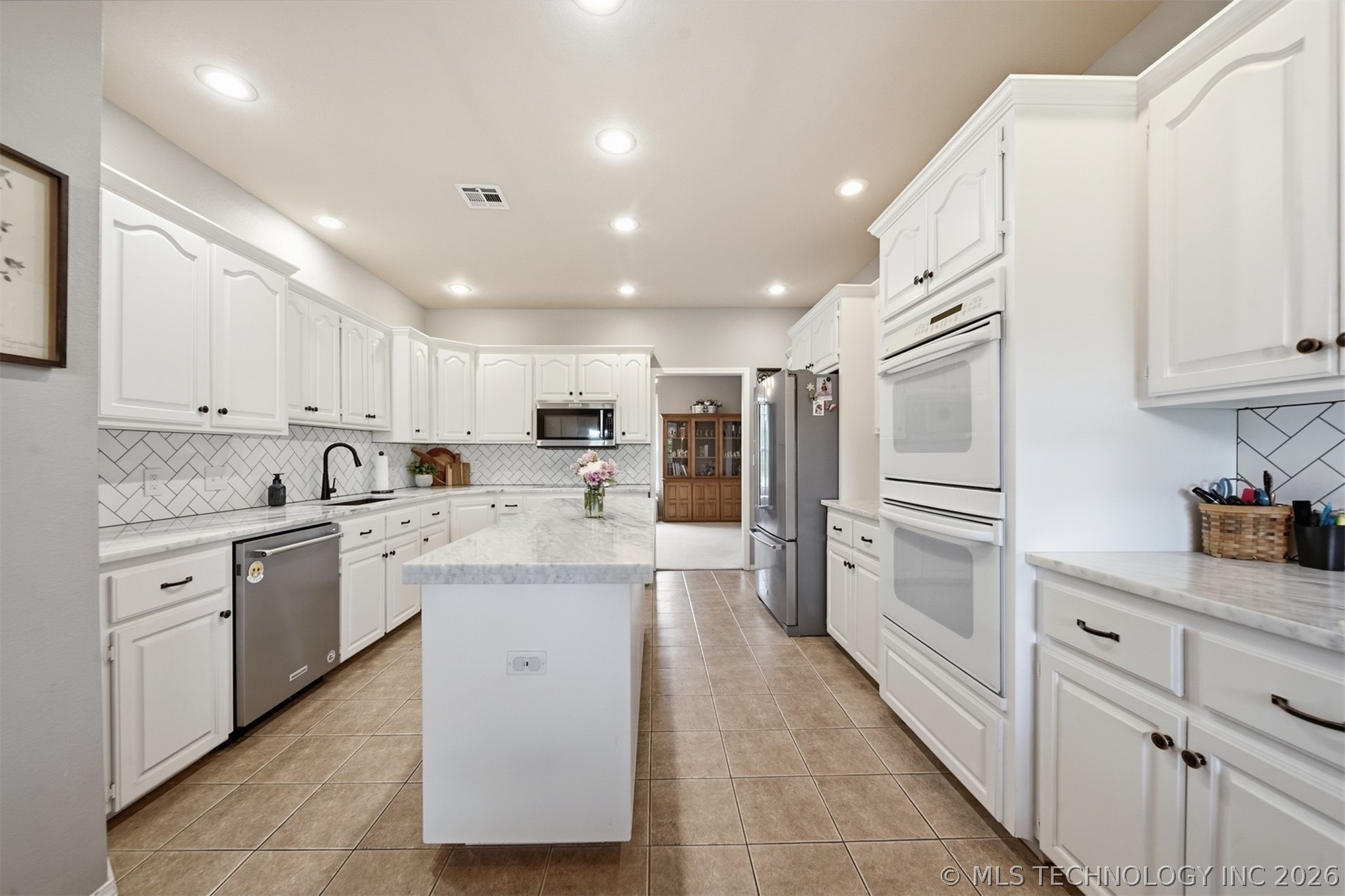 3300 Holly Road