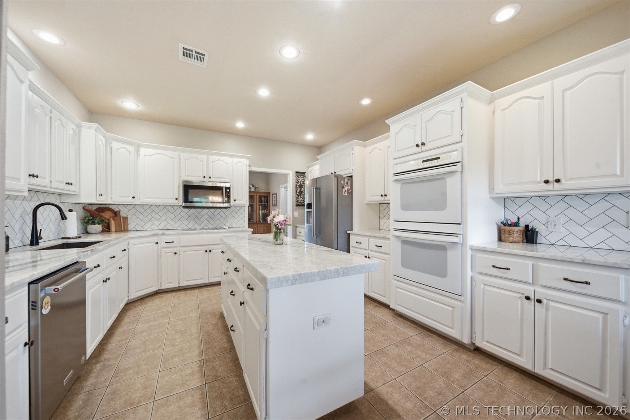 3300 Holly Road