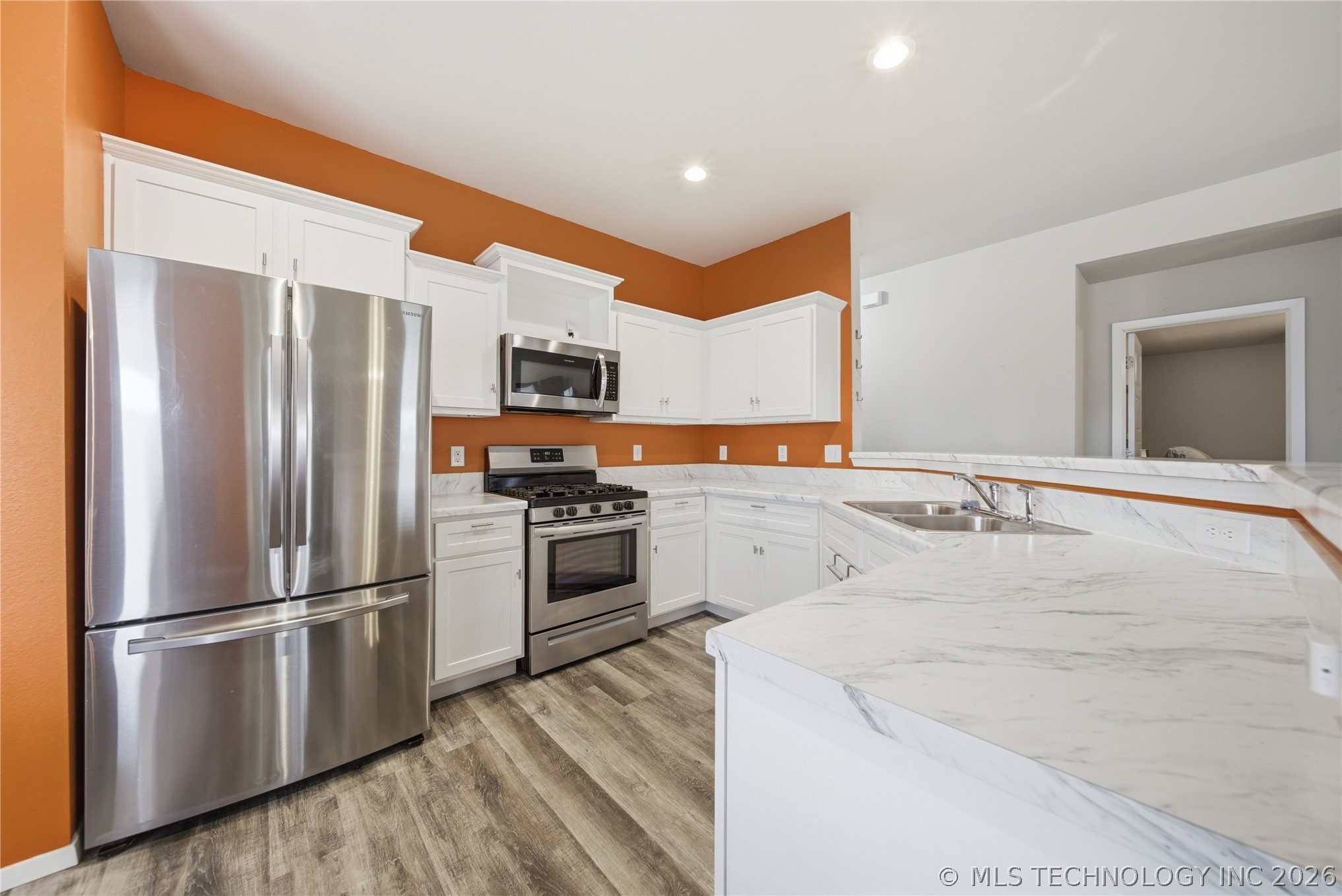 10014 E 106th Court North N