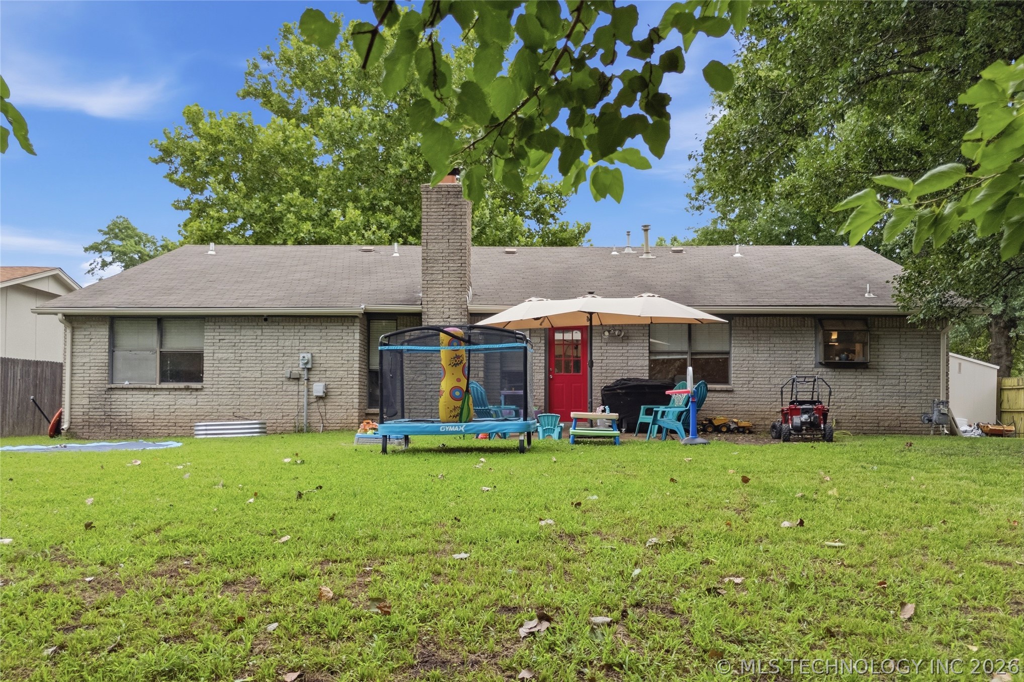 112 N Chestnut Avenue