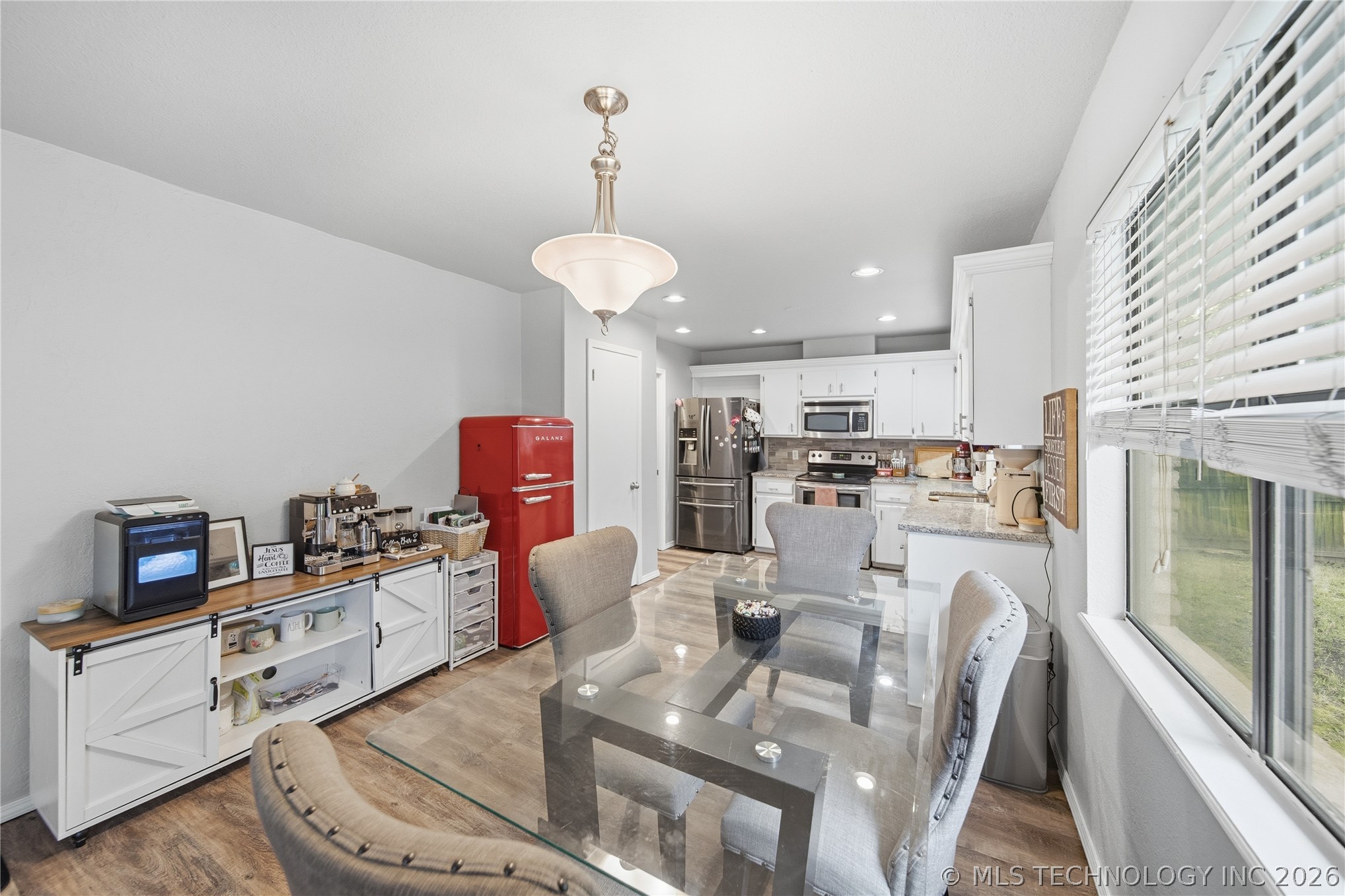 112 N Chestnut Avenue