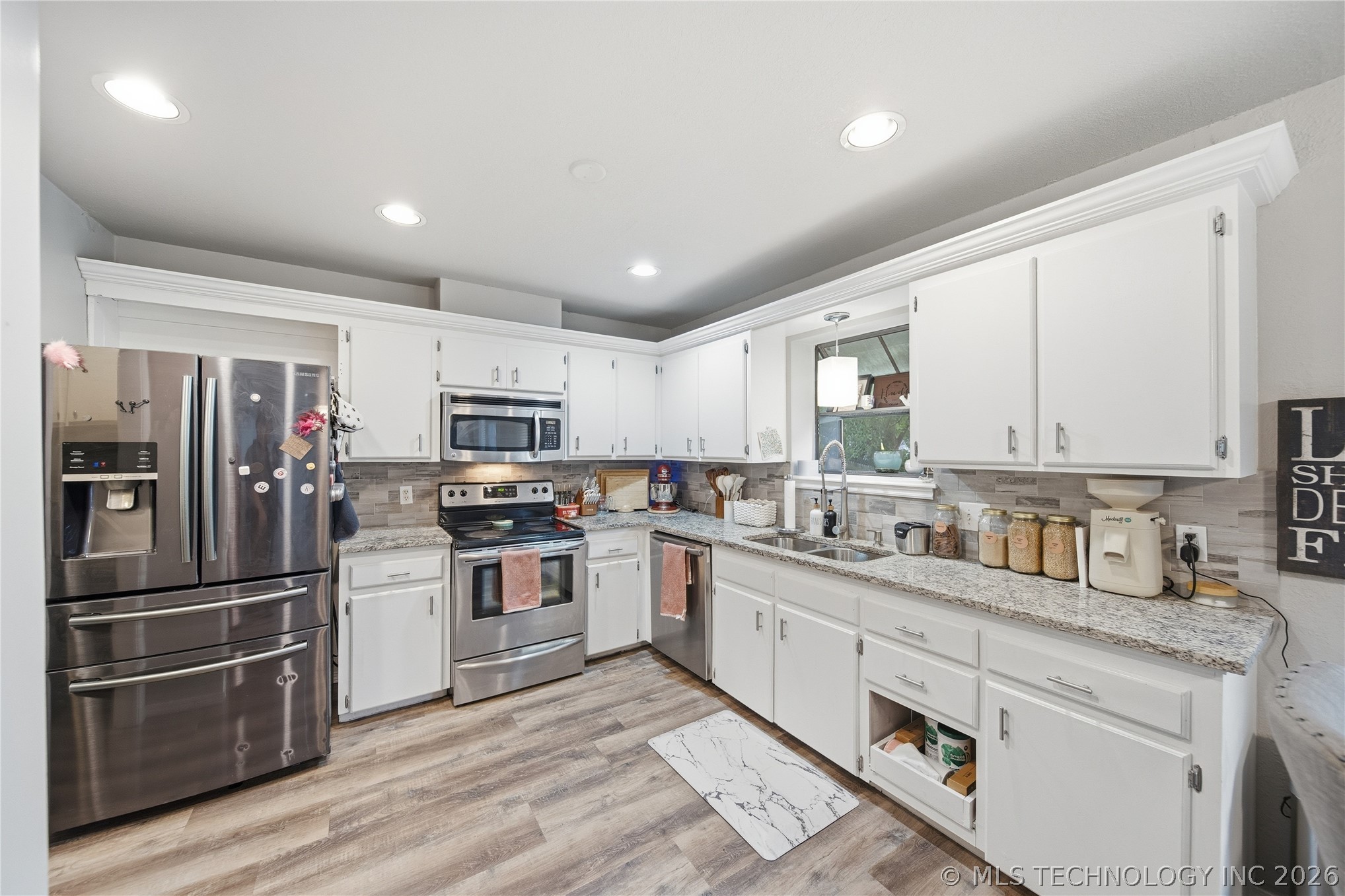 112 N Chestnut Avenue