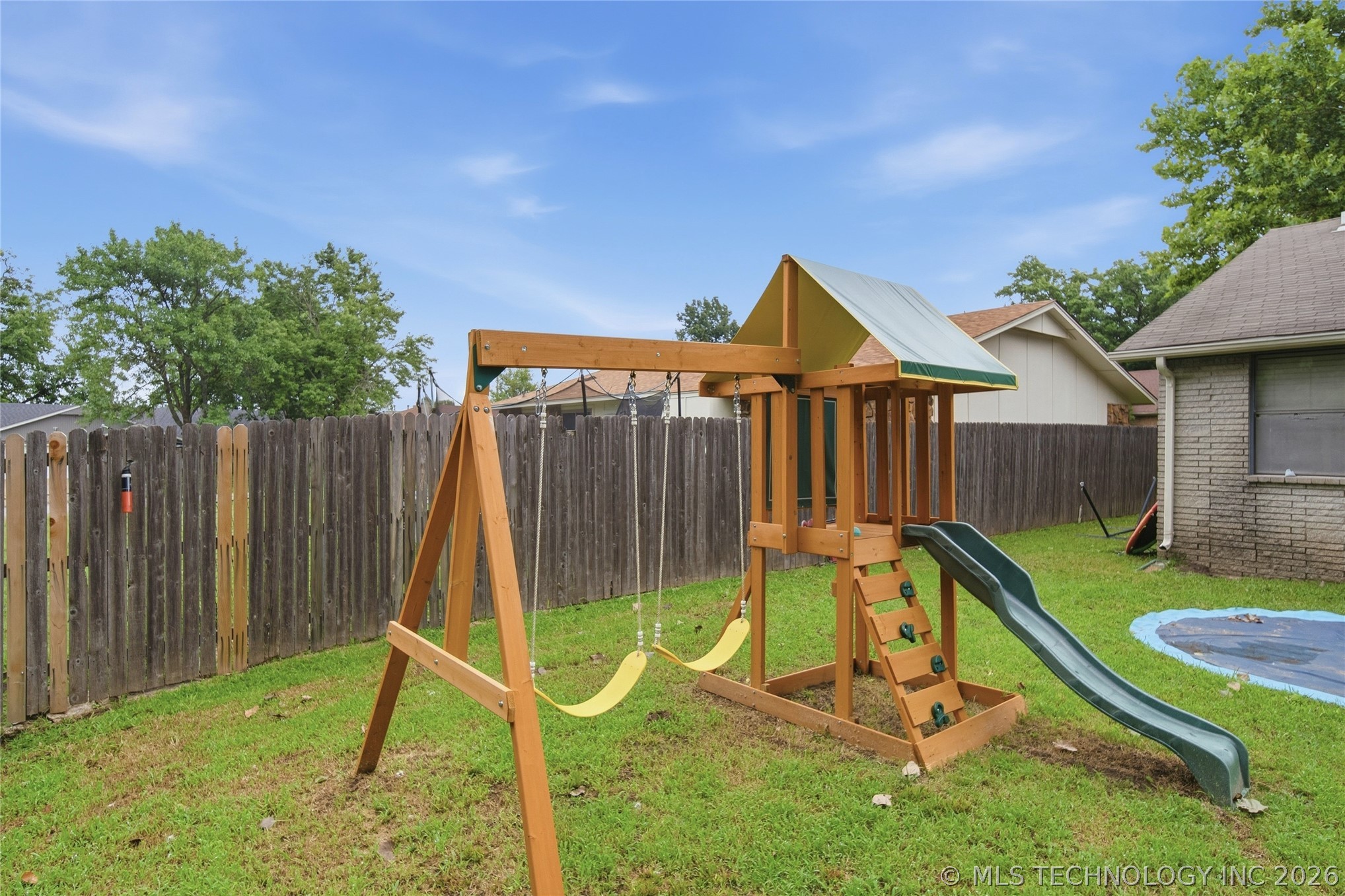112 N Chestnut Avenue