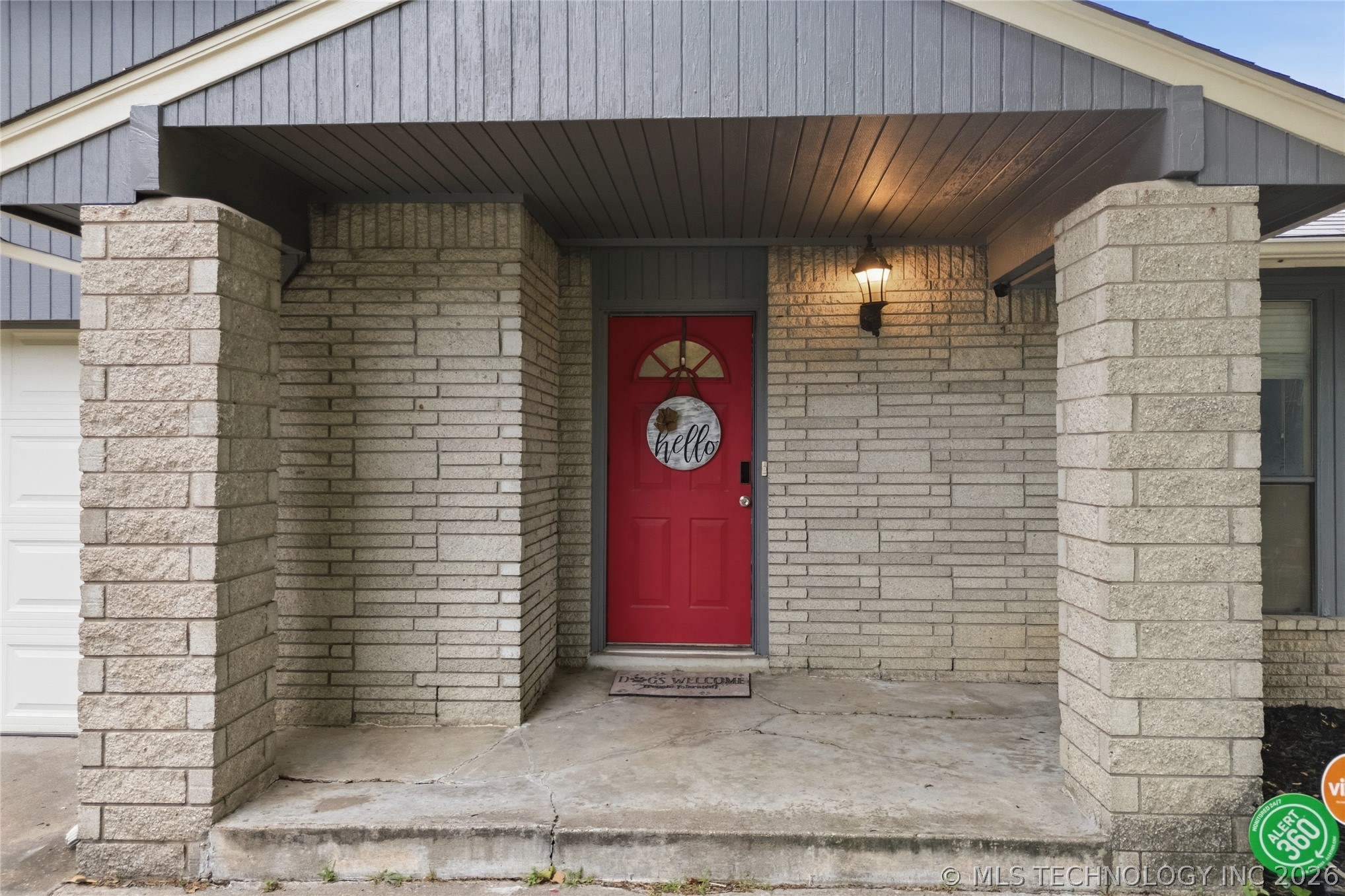 112 N Chestnut Avenue