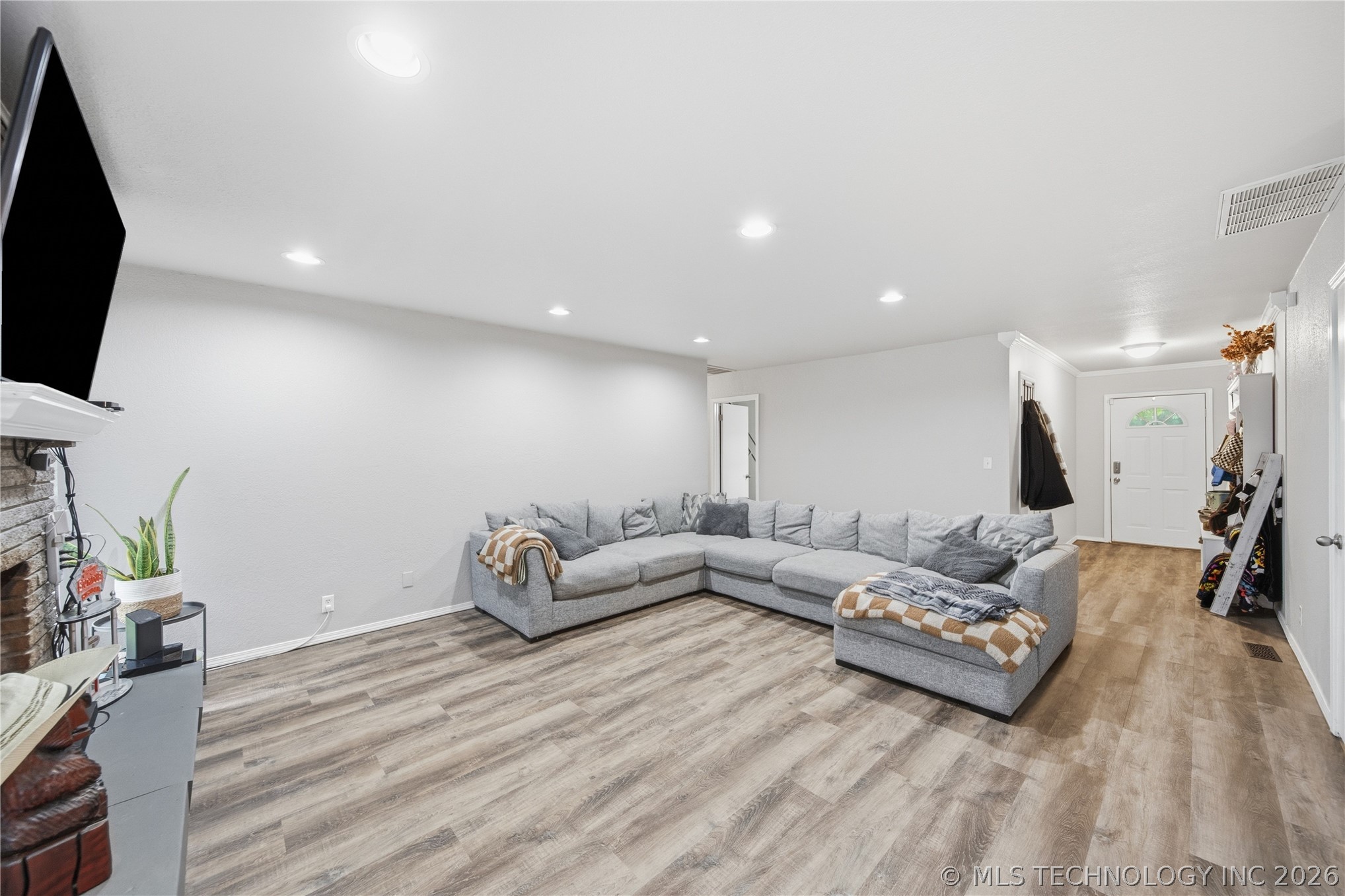 112 N Chestnut Avenue