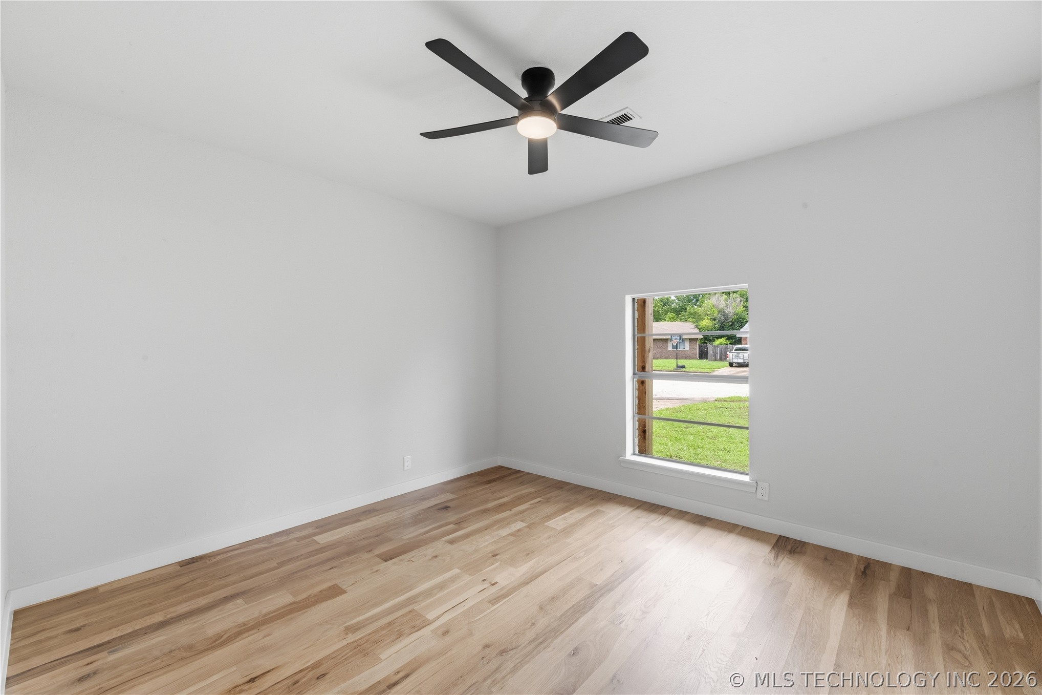 1929 W Urbana Street