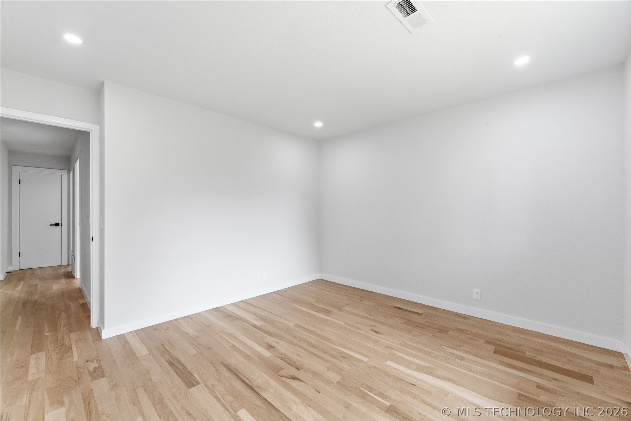 1929 W Urbana Street