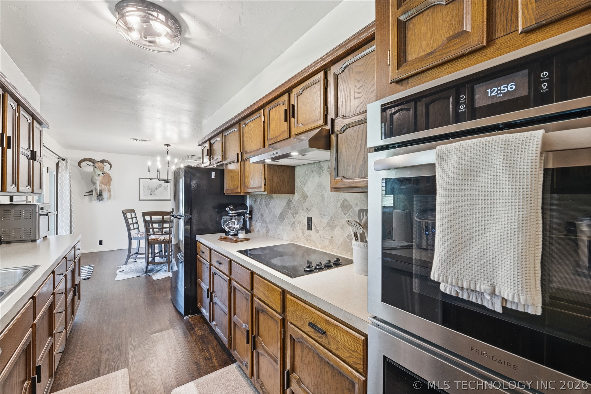 4081 S 4270 Road