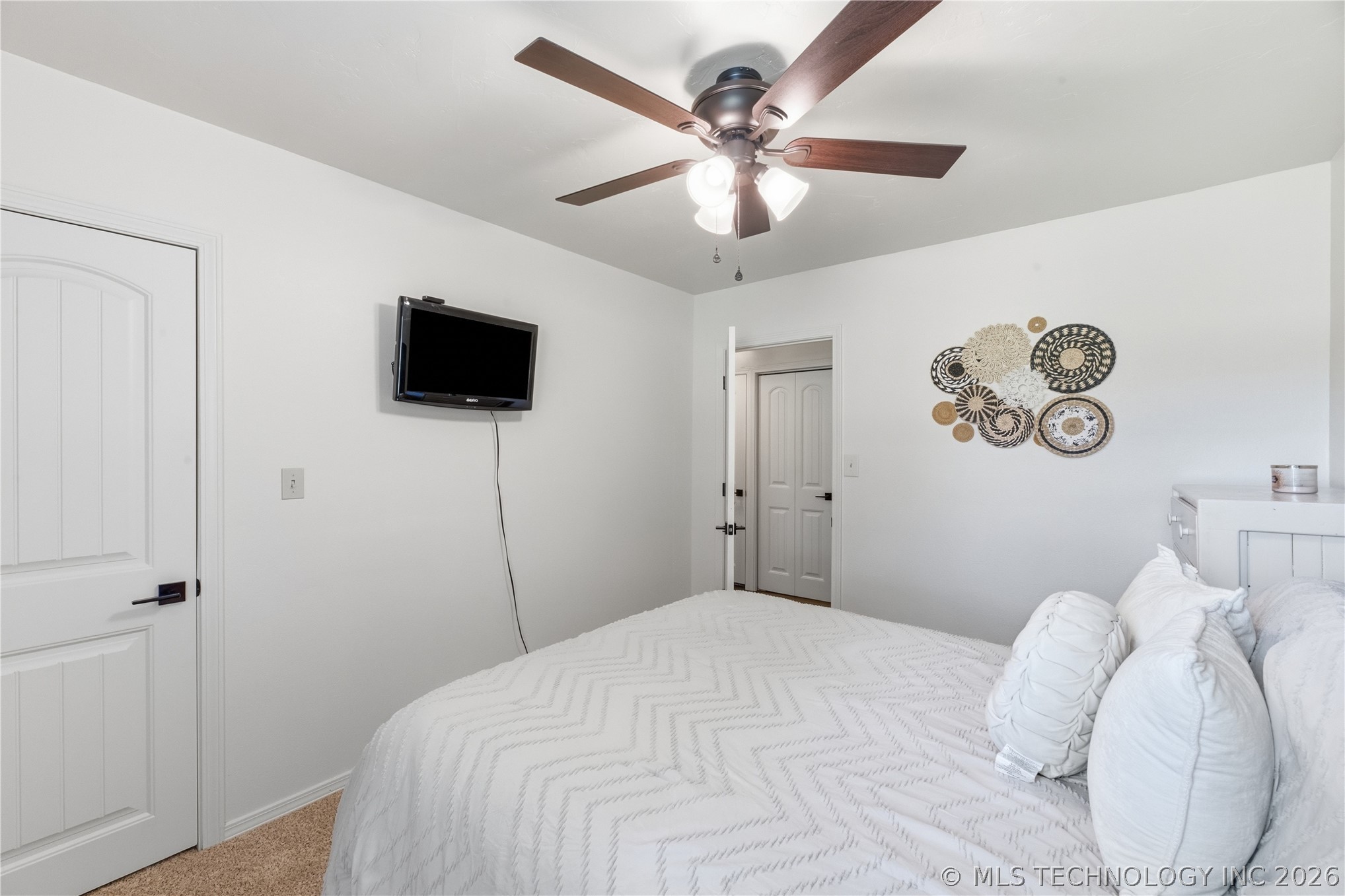 4081 S 4270 Road