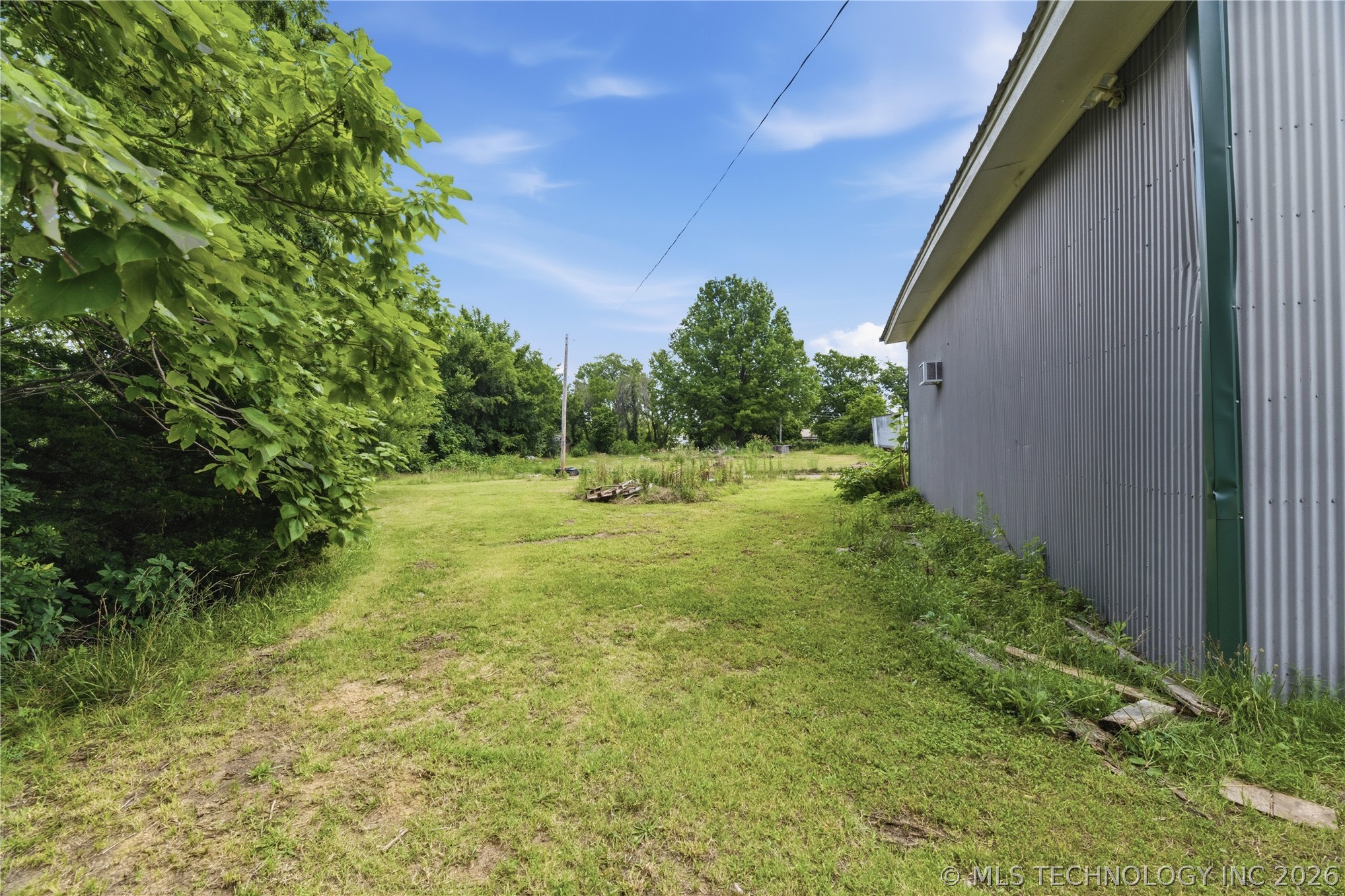 1003 S Hickory