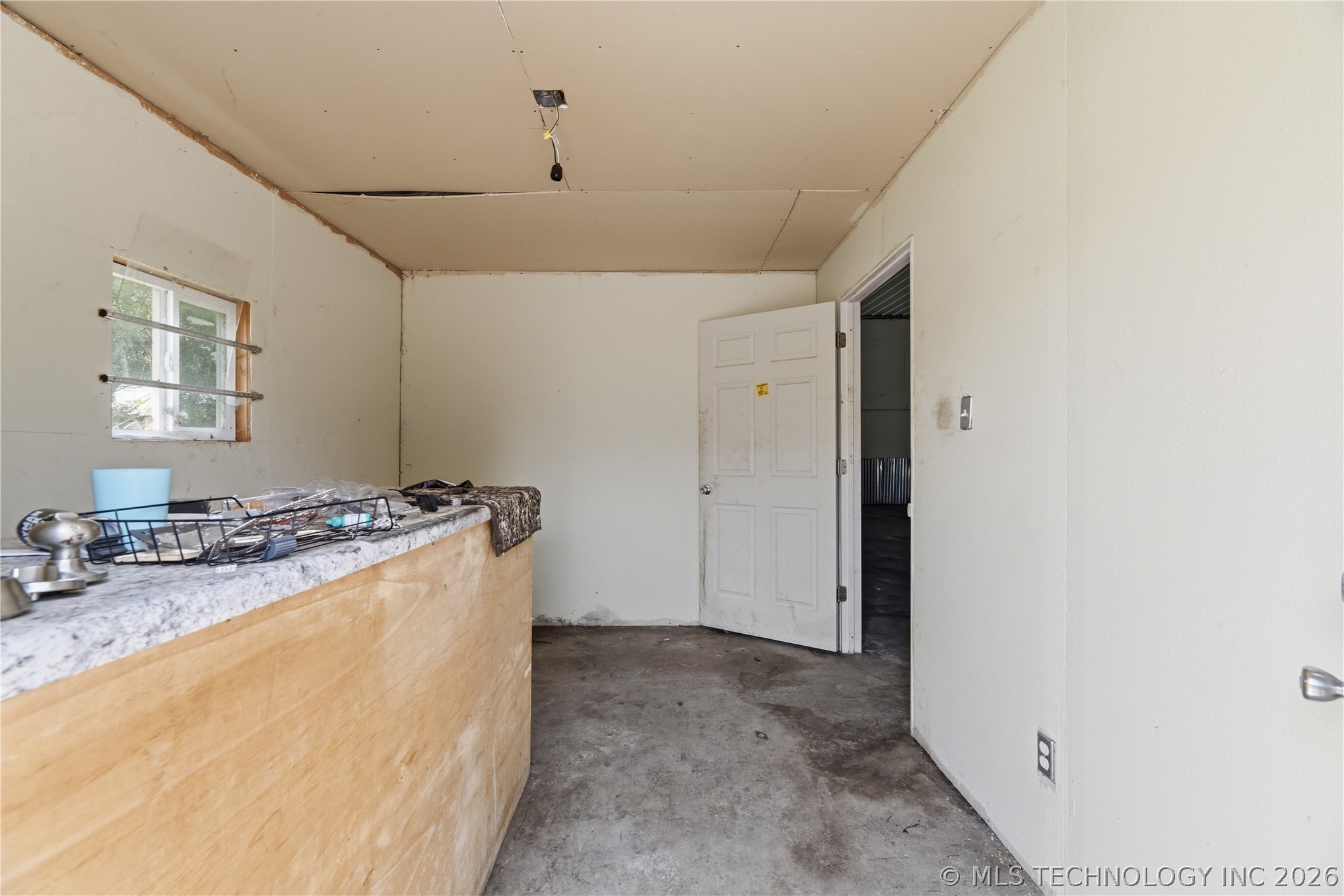 1003 S Hickory