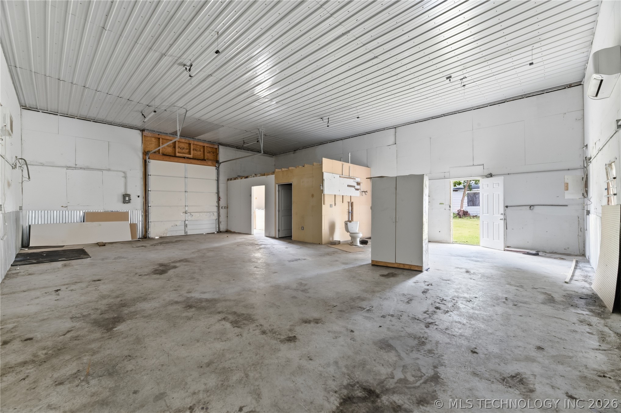 1003 S Hickory