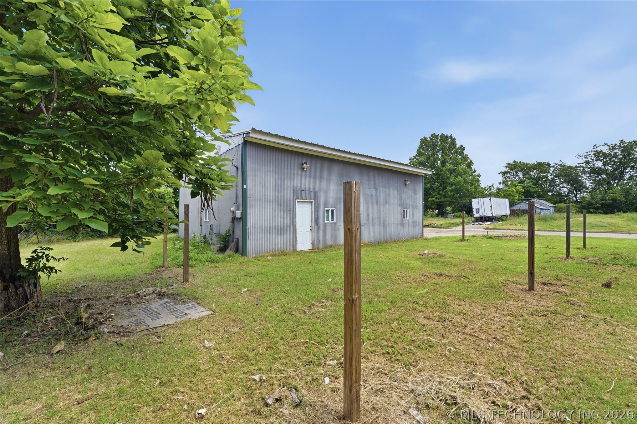 1003 S Hickory