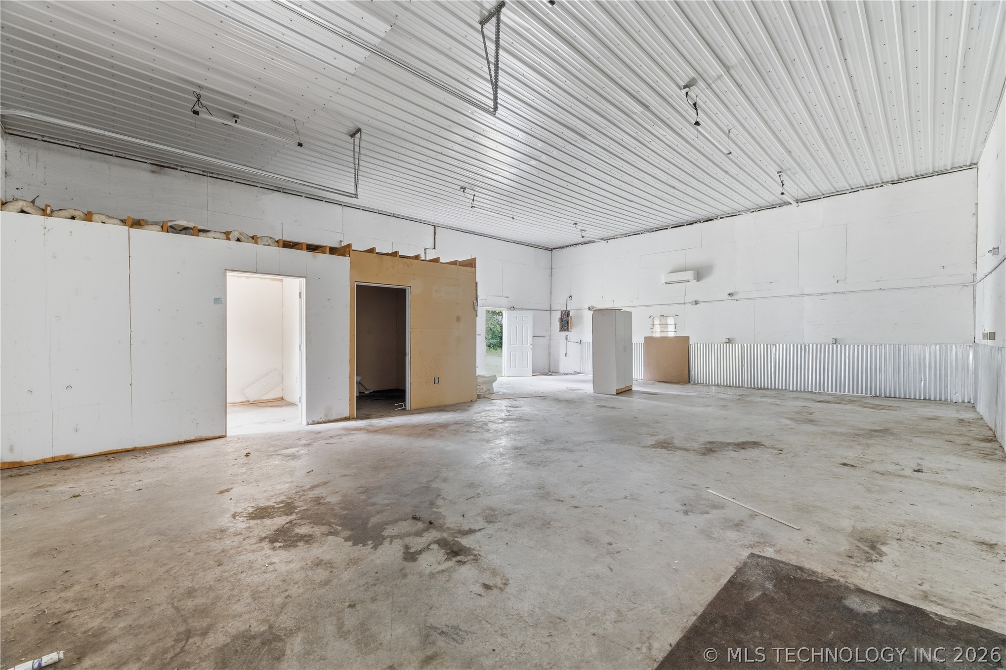 1003 S Hickory
