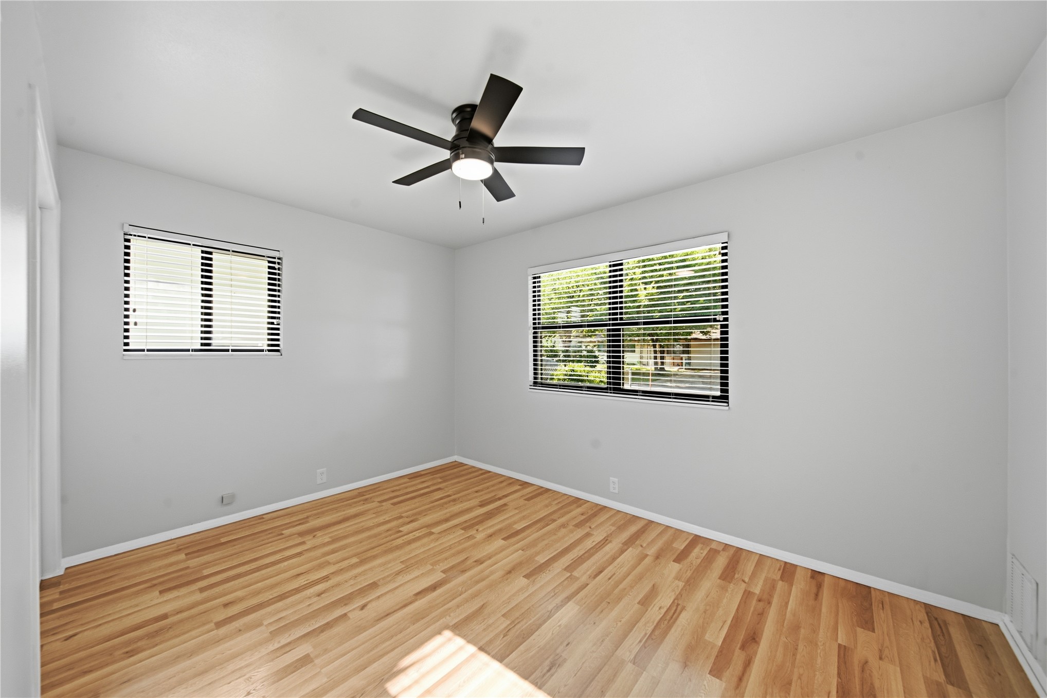 221 W Monterey Avenue