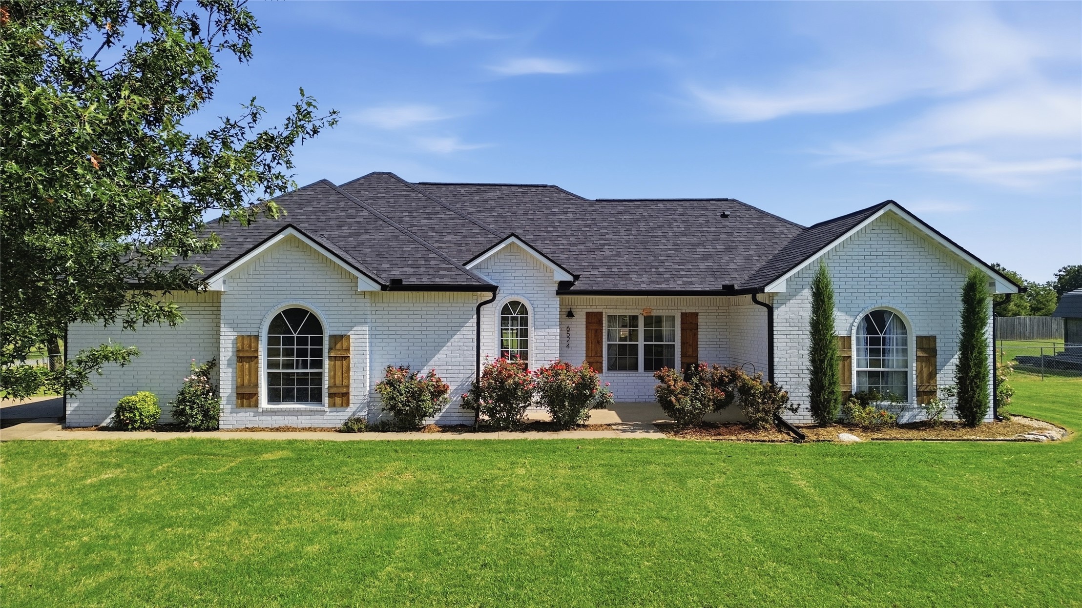 6524 W 4915