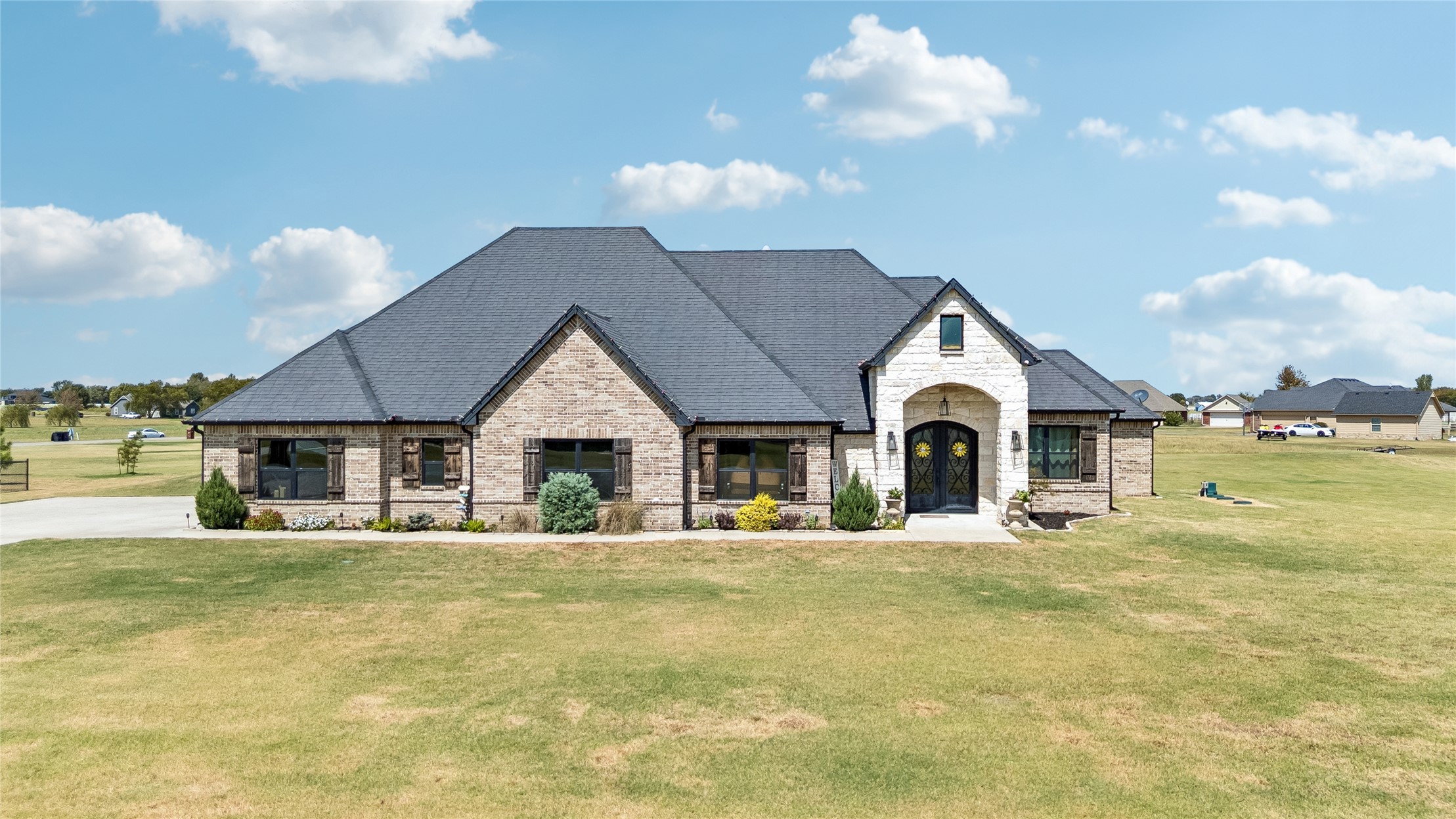 102 Rustic Lane