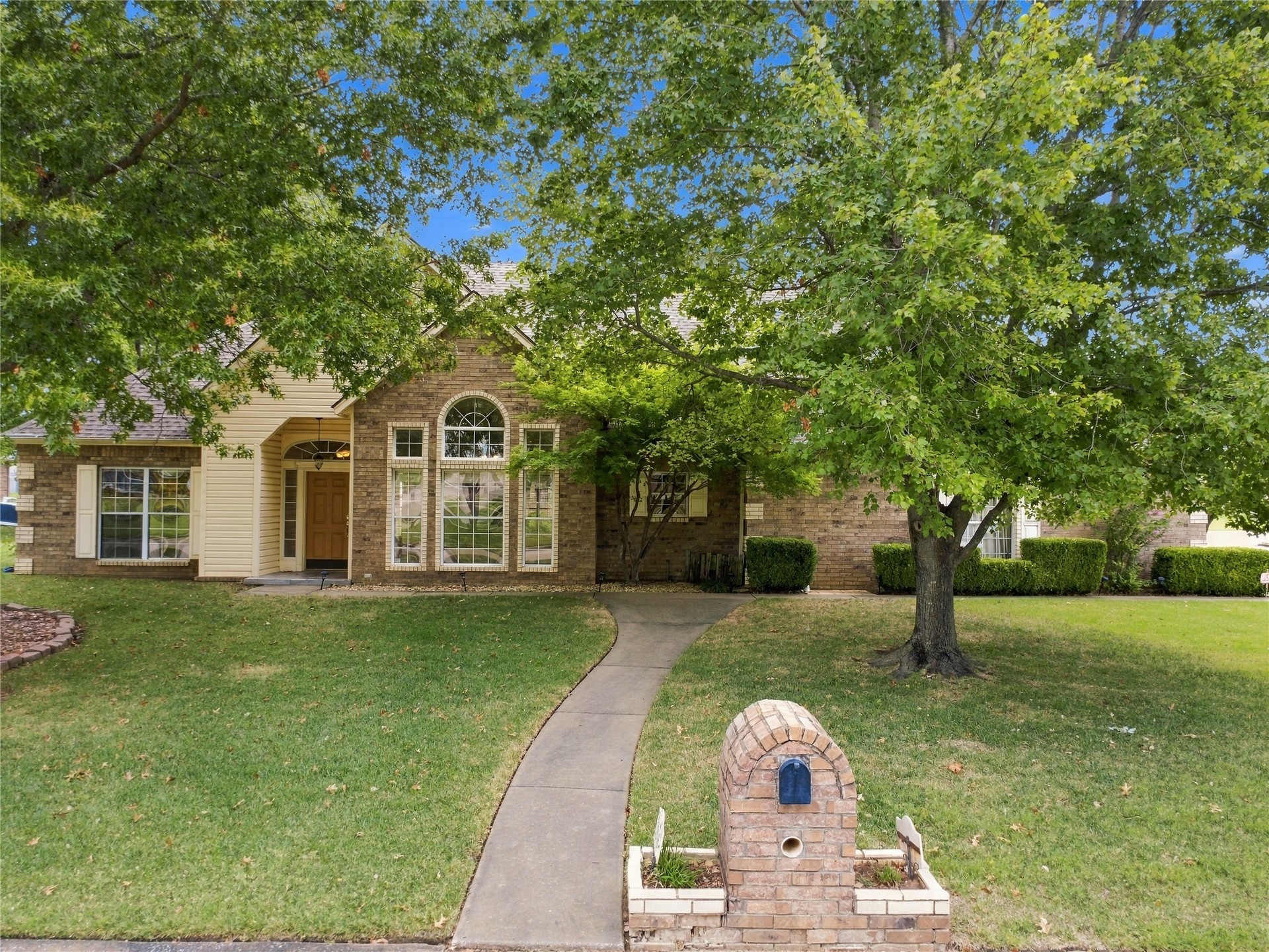 1206 Fairway Street