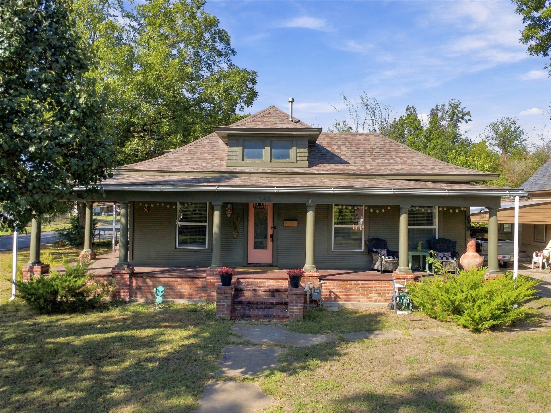 548 S Pine