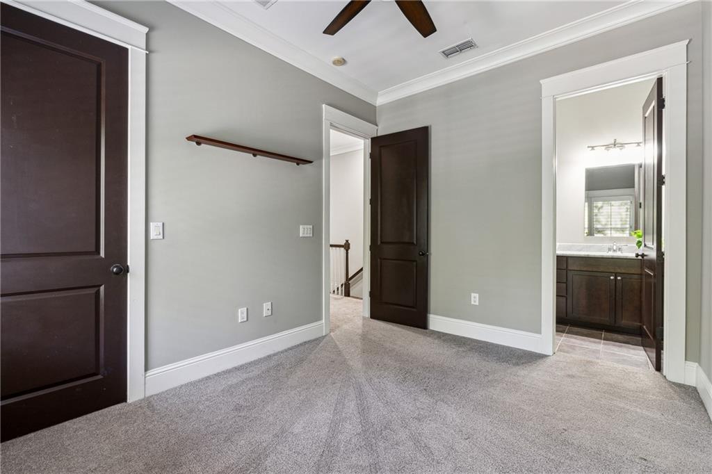 4664 Magnolia