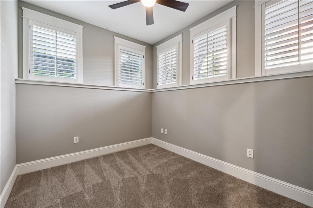 4664 Magnolia