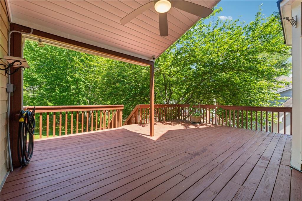 579 Delphinium Boulevard NW