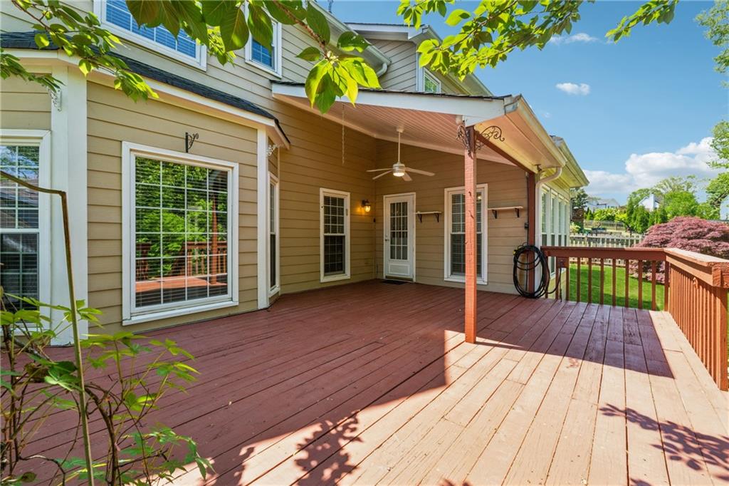 579 Delphinium Boulevard NW