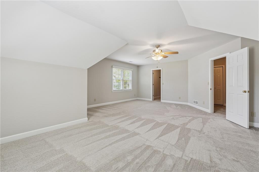 579 Delphinium Boulevard NW