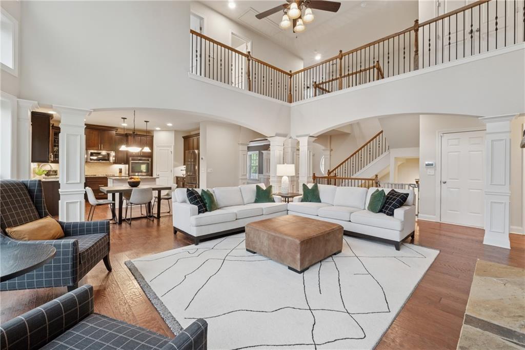 280 Lakestone Parkway