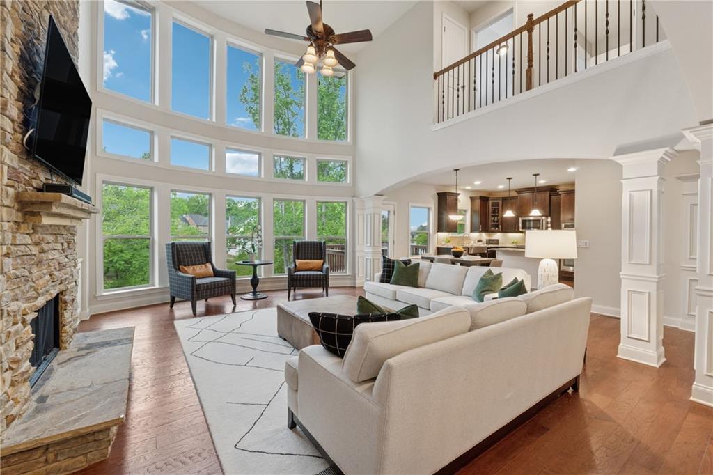 280 Lakestone Parkway