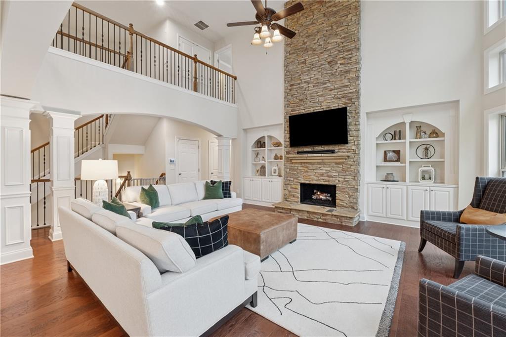 280 Lakestone Parkway