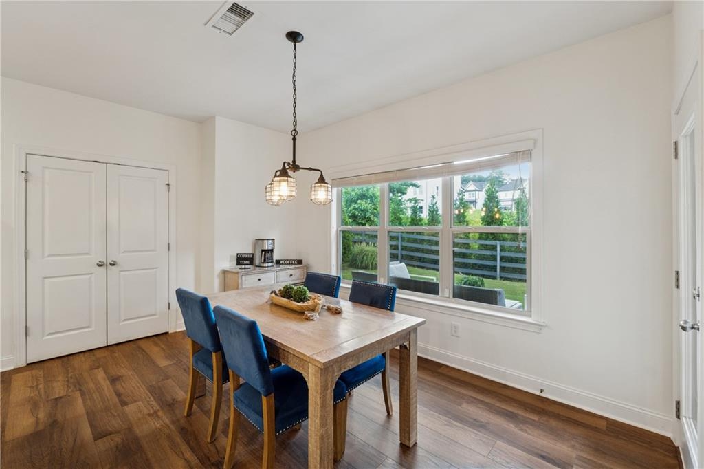236 Lakestone Parkway