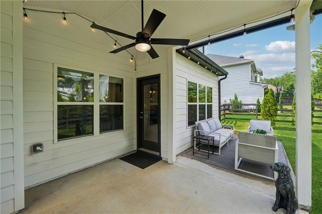 236 Lakestone Parkway