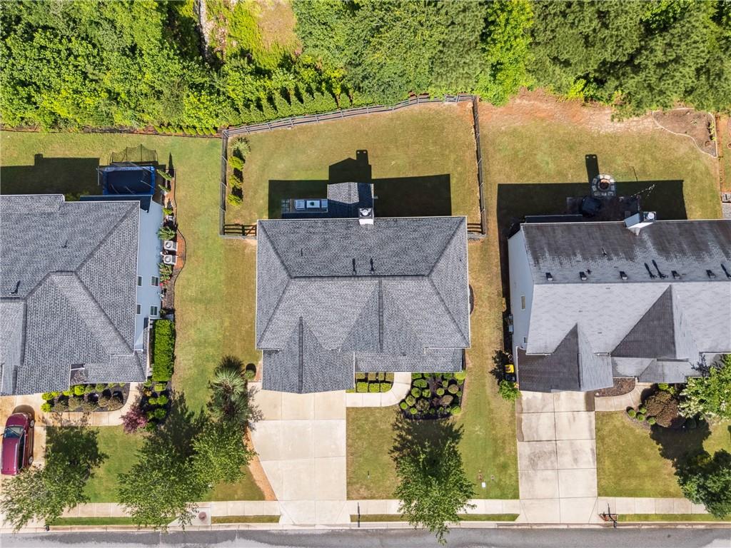 236 Lakestone Parkway