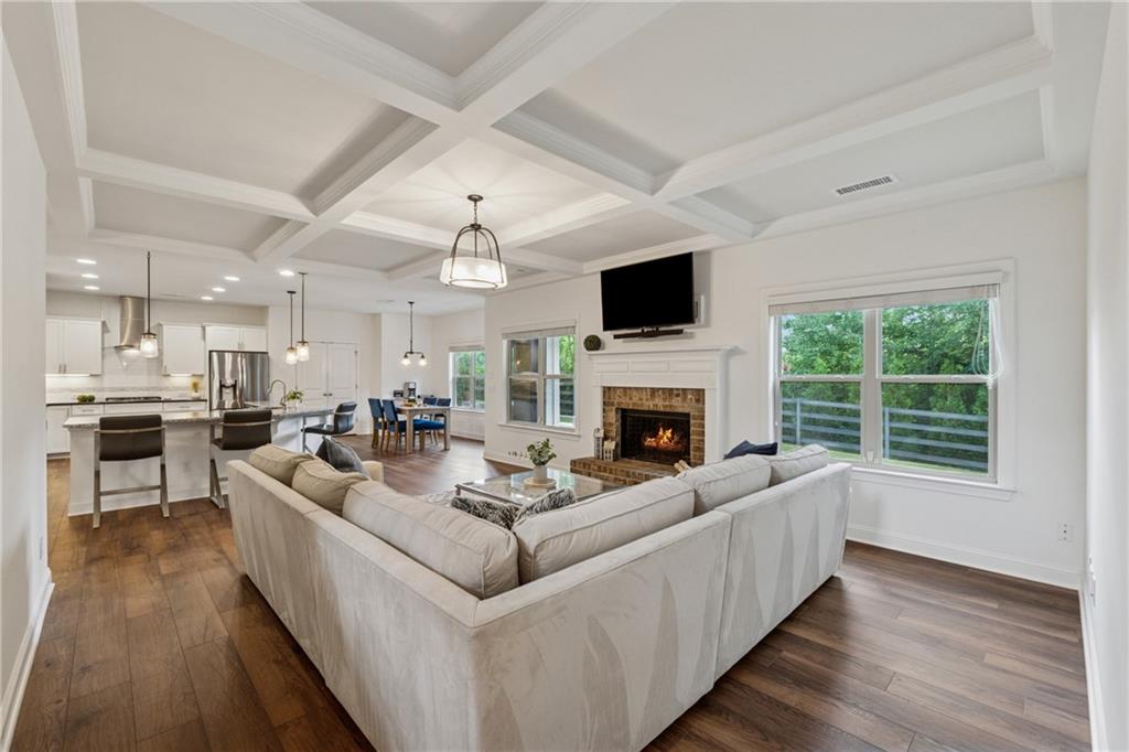 236 Lakestone Parkway