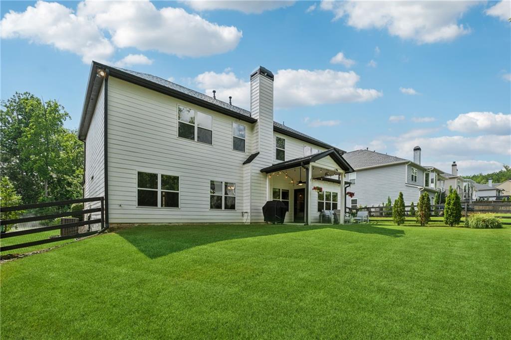 236 Lakestone Parkway