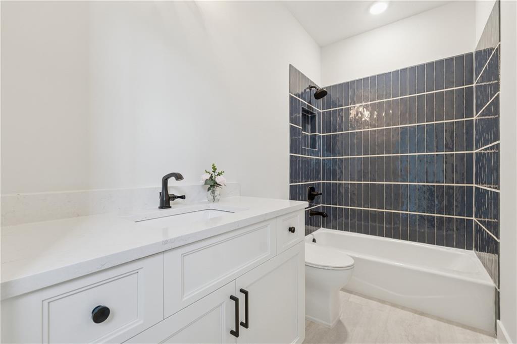 64 Telfair Ct SE