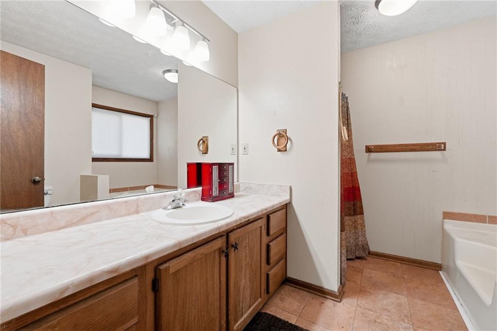 6406 Stoney Creek Court