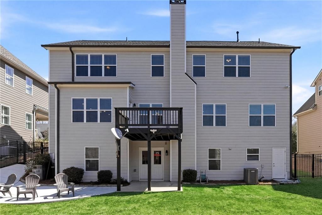 231 Lakestone Parkway